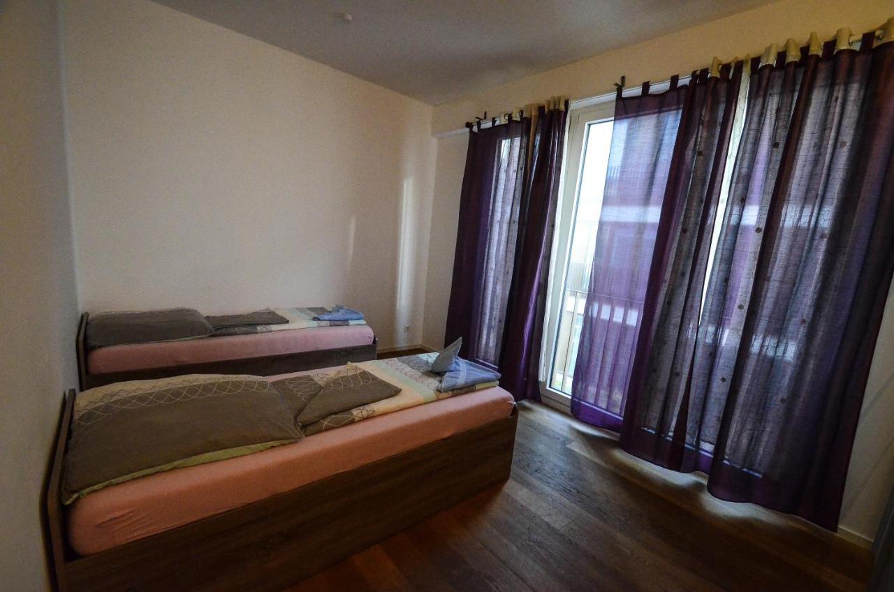 2 - High-Quality In The Heart Of Stuttgart 2 Apartment Екстериор снимка