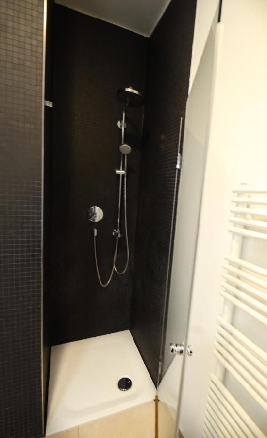 2 - High-Quality In The Heart Of Stuttgart 2 Apartment Екстериор снимка