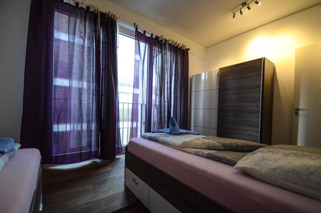 2 - High-Quality In The Heart Of Stuttgart 2 Apartment Екстериор снимка
